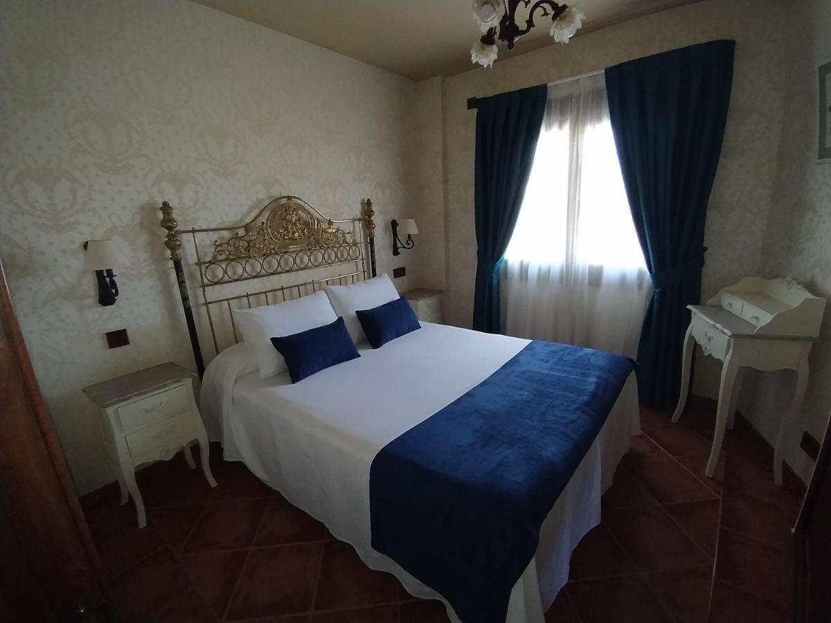 Hotel Rural El Nogal Madrona Extérieur photo